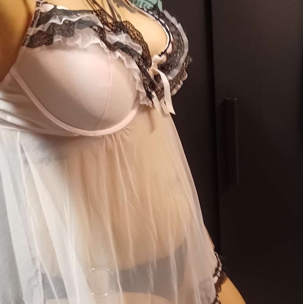 Nwot Little pink Nighty /Cassandra intimates